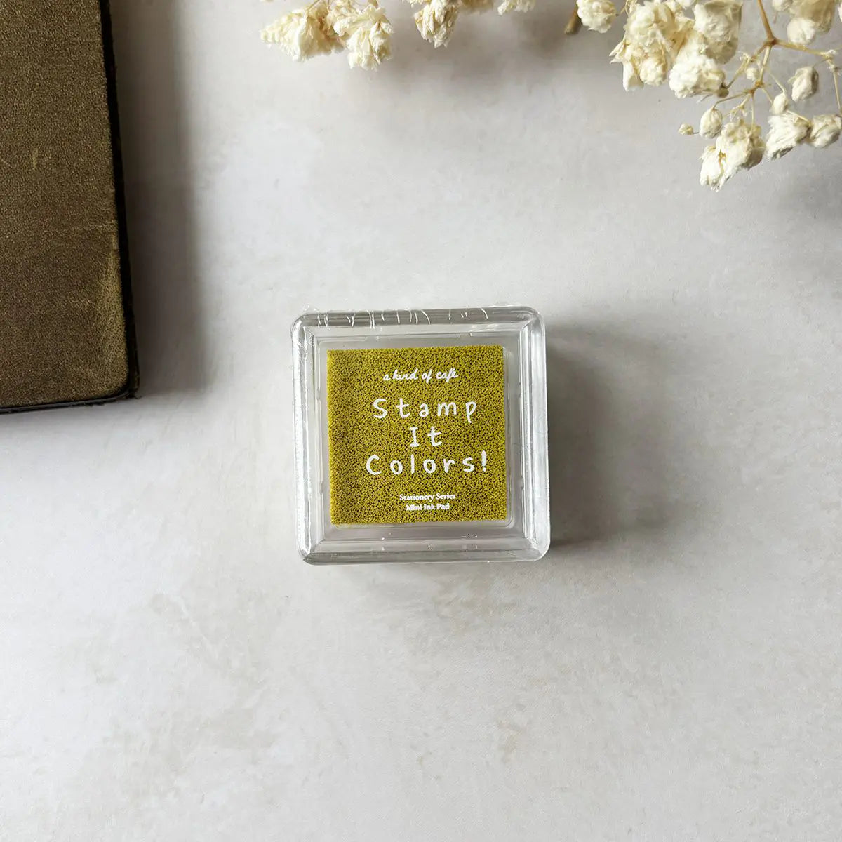 Banana Stamp Ink Pad by a kind of café — banana-yellow glitter pigment stamp ink pad, for journaling & craft