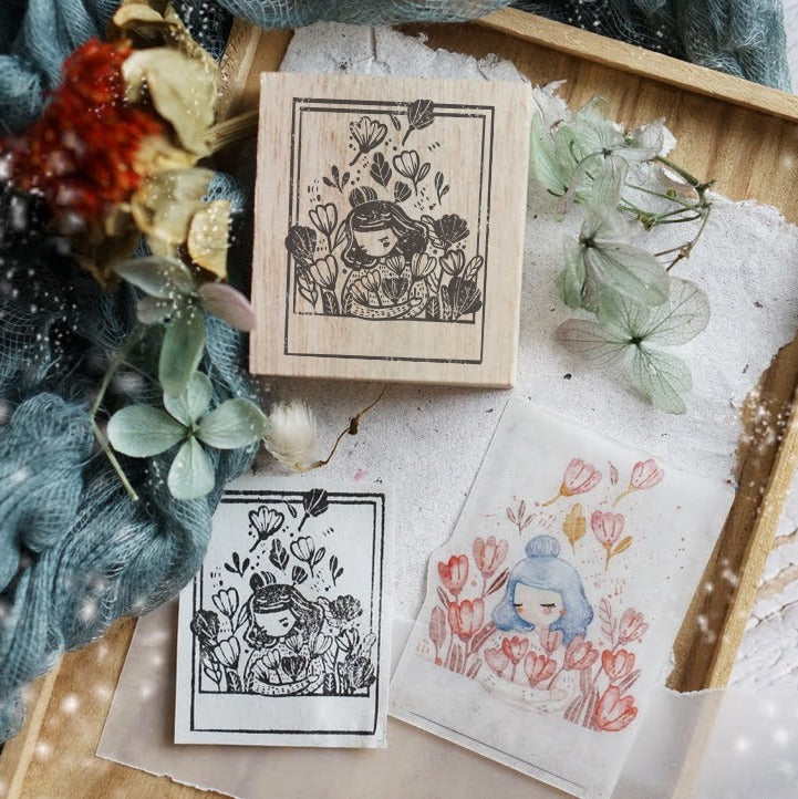 Floral Hug Rubber Stamp from the Polaroid Series with embracing florals in a snapshot frame