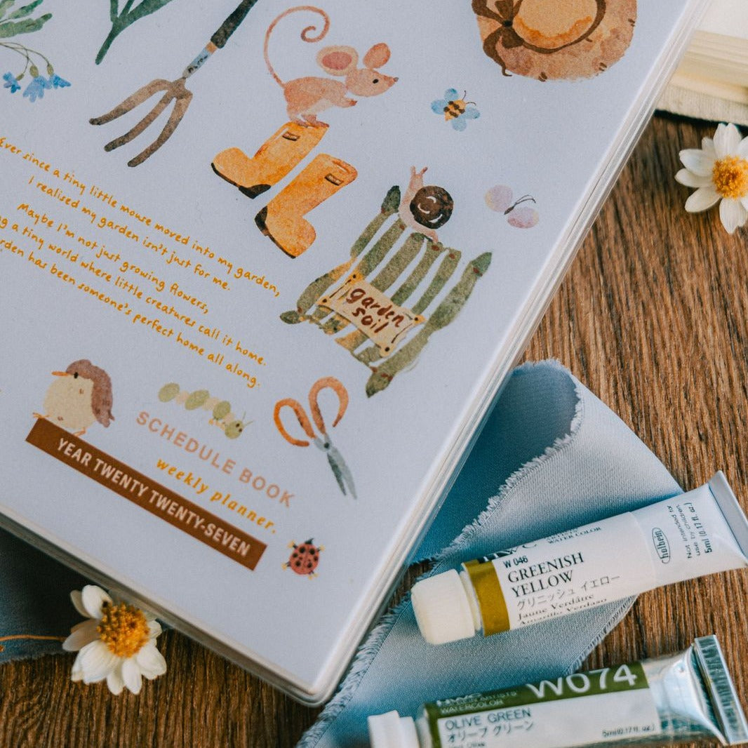 2027 The Perfect Home Weekly Planner Schedule Book