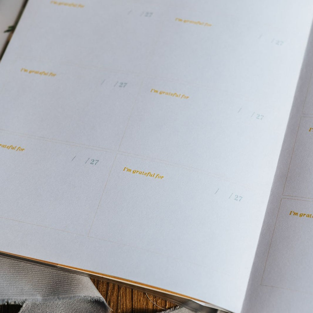 2027 The Perfect Home Weekly Planner Schedule Book