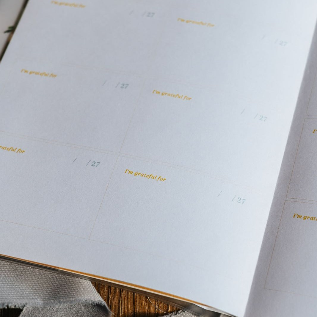 2027 The Perfect Home Weekly Planner Schedule Book