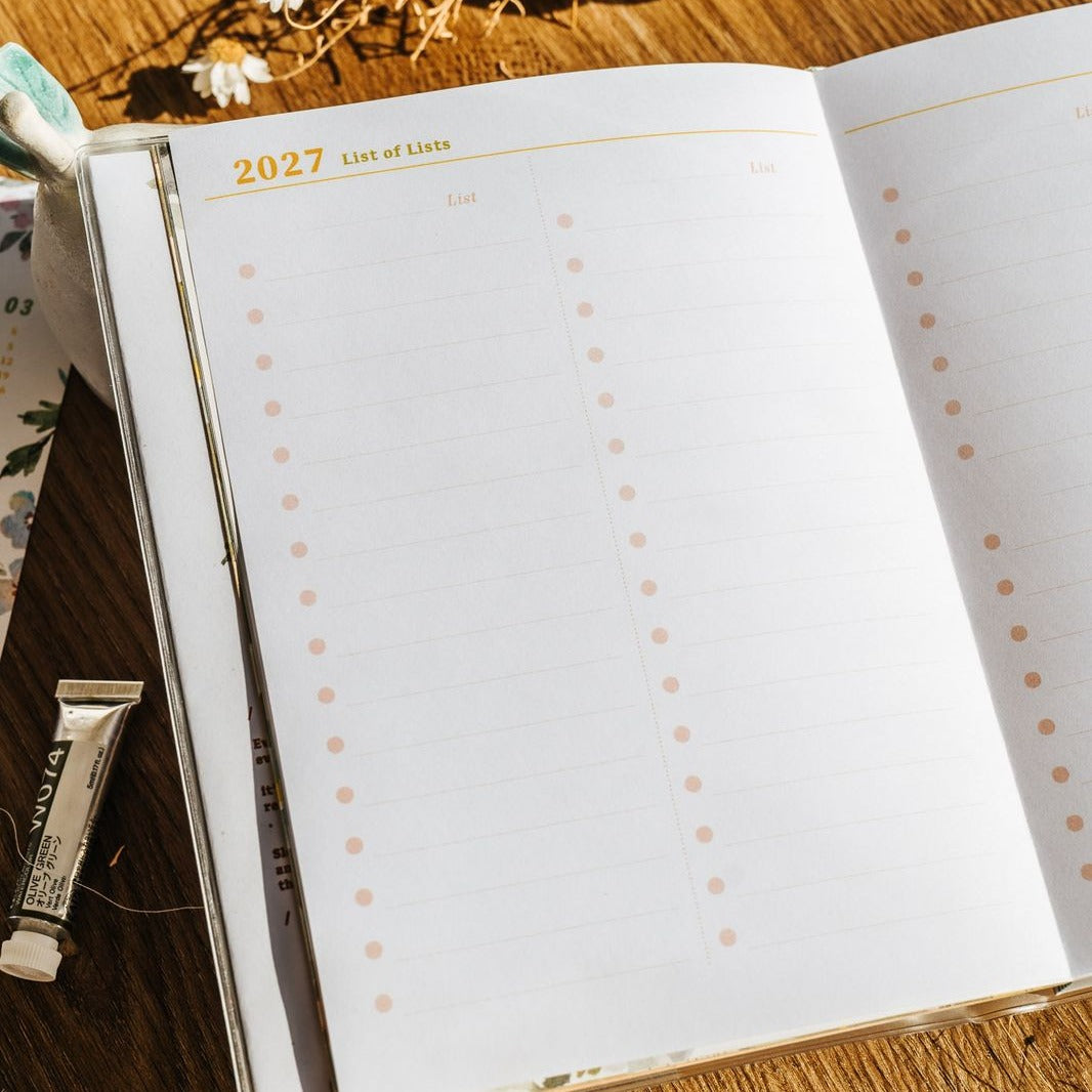 2027 The Perfect Home Weekly Planner Schedule Book