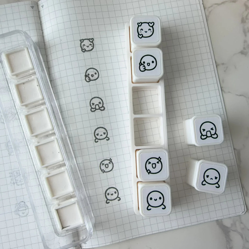 Munchkin Emoticons 6-In-1 Punch Stamp